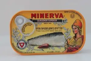 סרדינים בשמן חמניות חריף - minerva